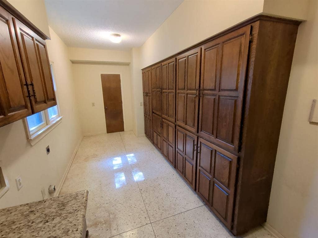 2311 Lakeside Drive, Arlington, TX 76013