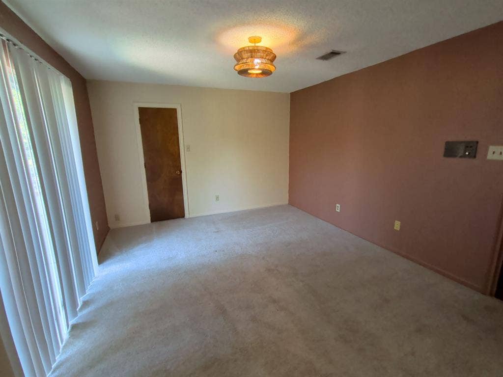 Upstairs Bedroom 2