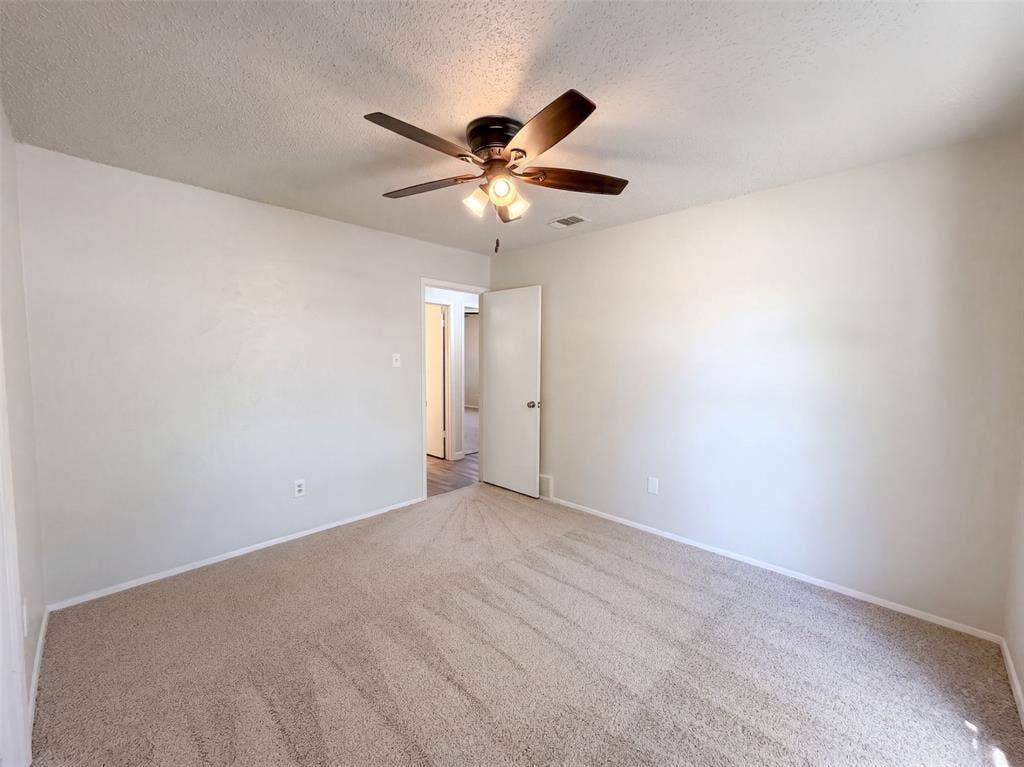 6601 Oaklawn Drive, Watauga, TX 76148 6601 Oaklawn Drive, Watauga, TX 76148