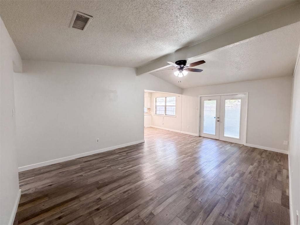 6601 Oaklawn Drive, Watauga, TX 76148 6601 Oaklawn Drive, Watauga, TX 76148