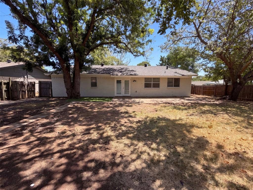 6601 Oaklawn Drive, Watauga, TX 76148 6601 Oaklawn Drive, Watauga, TX 76148