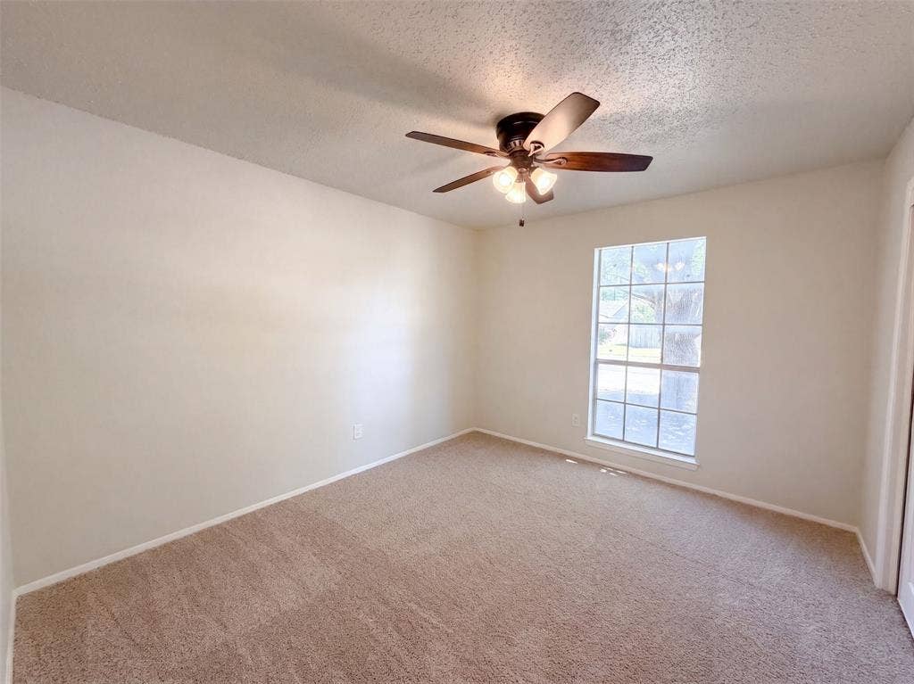 6601 Oaklawn Drive, Watauga, TX 76148 6601 Oaklawn Drive, Watauga, TX 76148
