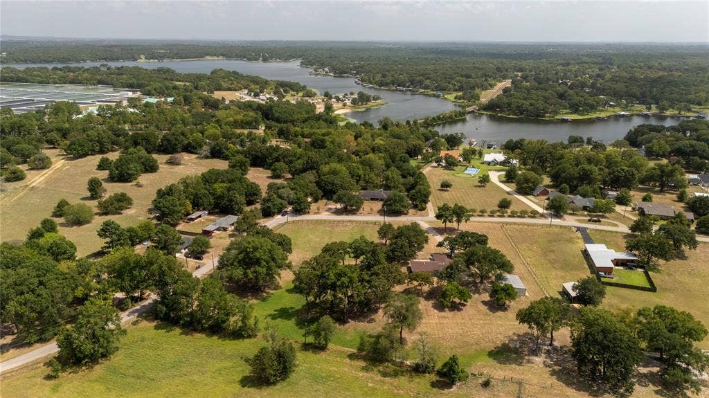 2301 Lakefront Shores Drive, Athens, TX 75752 2301 Lakefront Shores Drive, Athens, TX 75752