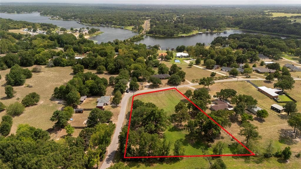 2301 Lakefront Shores Drive, Athens, TX 75752 2301 Lakefront Shores Drive, Athens, TX 75752
