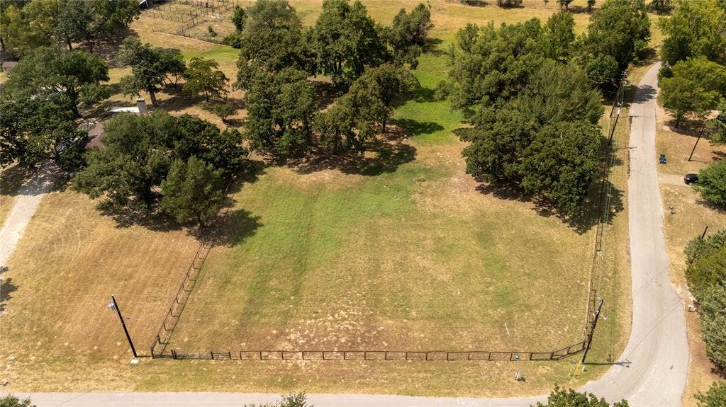 2301 Lakefront Shores Drive, Athens, TX 75752 2301 Lakefront Shores Drive, Athens, TX 75752