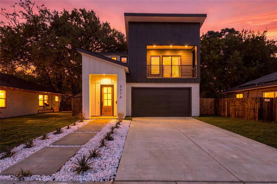 Property photo for 3914 Spence Street, Dallas, TX
