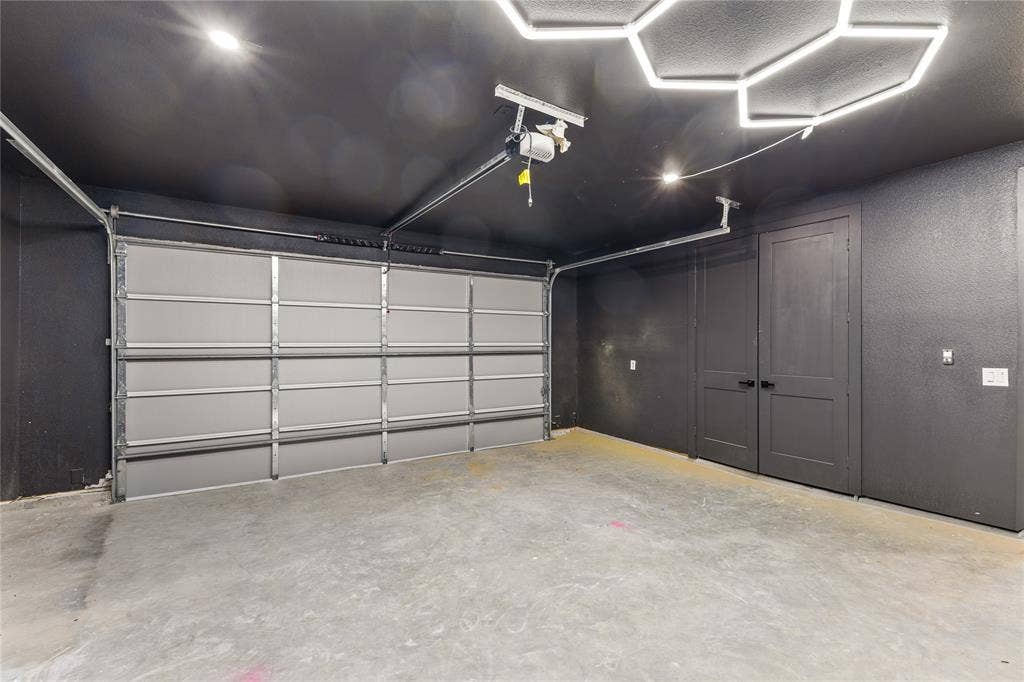 3914 Spence Street, Dallas, TX 75215 3914 Spence Street, Dallas, TX 75215