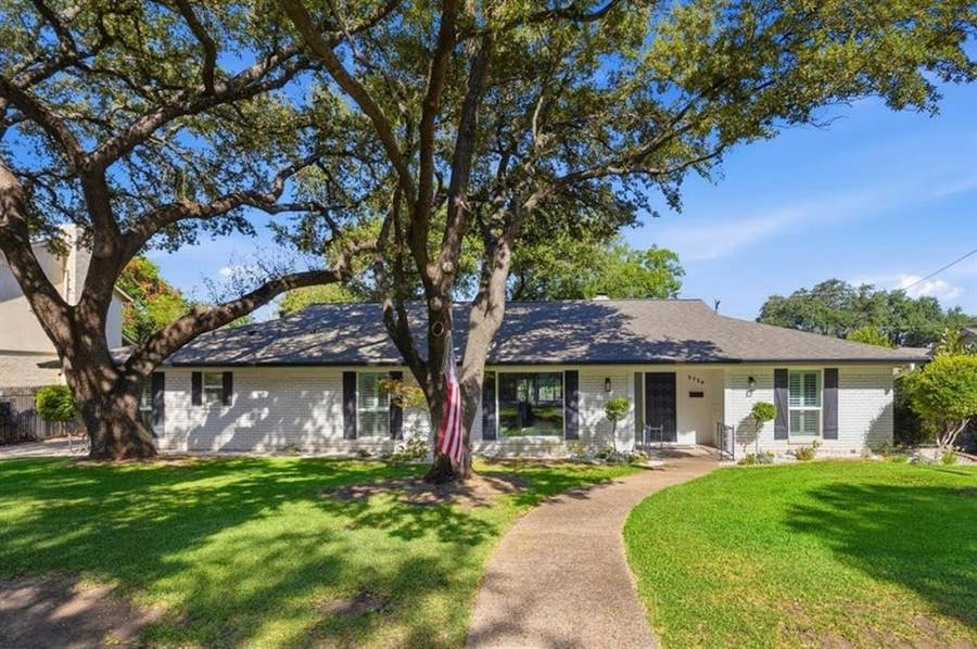 Property photo for 3724 Arborlawn Drive, Fort Worth, TX