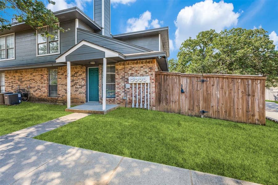 Property photo for 117 Peachtree Court, #C, Kennedale, TX