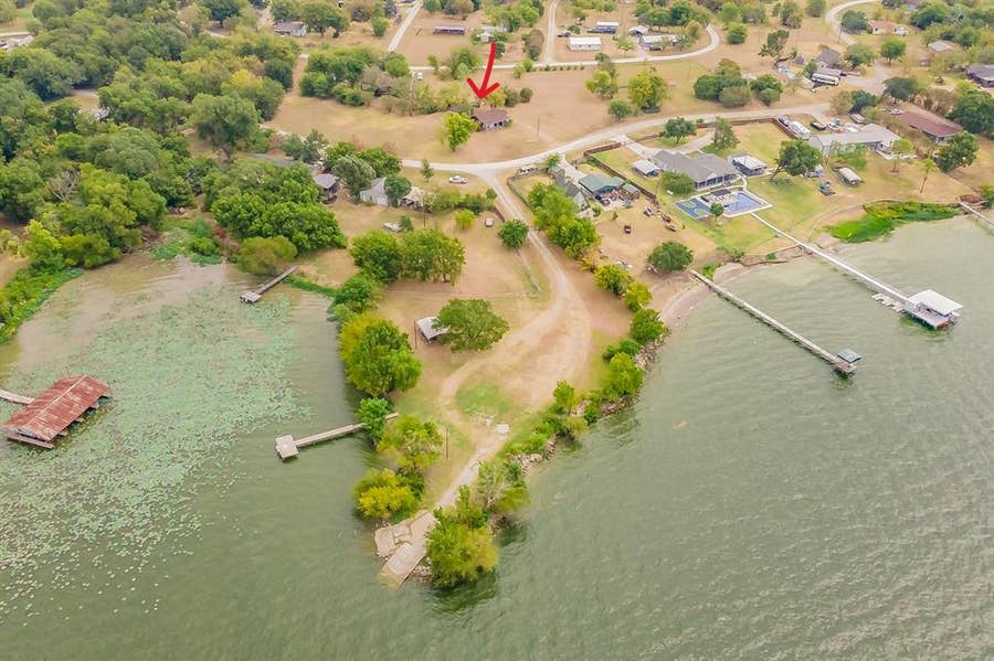Property photo for 7656 Shoreline Drive, Lone Oak, TX