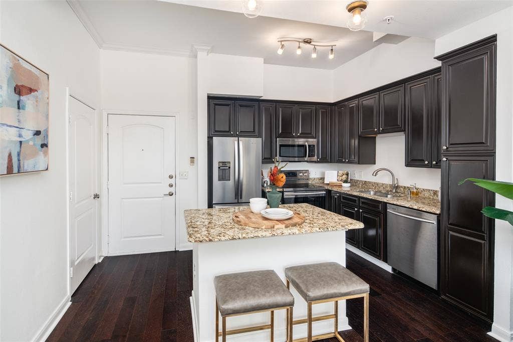 3225 Turtle Creek Boulevard, #716, Dallas, TX 75219 3225 Turtle Creek Boulevard, #716, Dallas, TX 75219