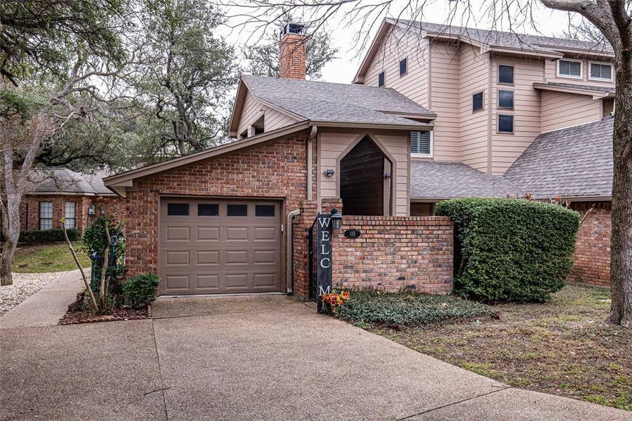 Property photo for 135 Pleasant Grove Lane, Waco, TX
