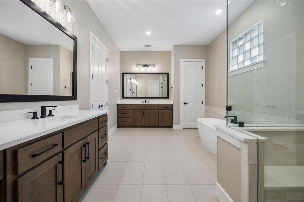 2800 Venetian Way, Celina, TX 75009 30-2800Venetian_030
