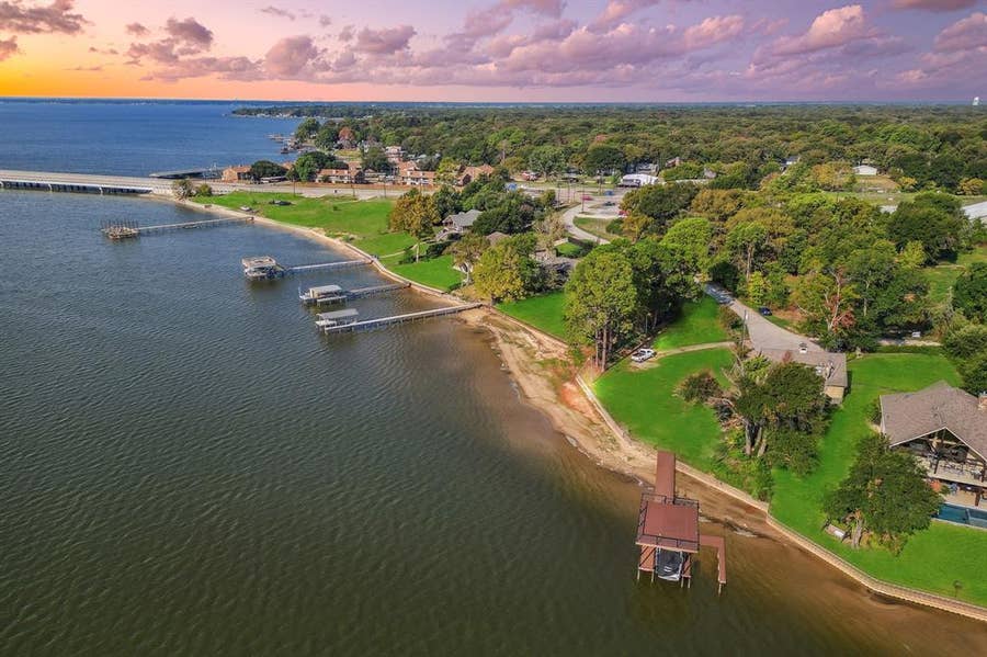 Property photo for 118 The Lee Way, Gun Barrel City, TX