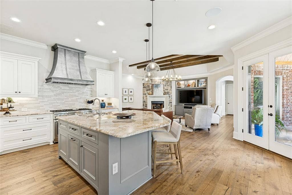 322 Devon Drive, Coppell, TX 75019 322 Devon Drive, Coppell, TX 75019