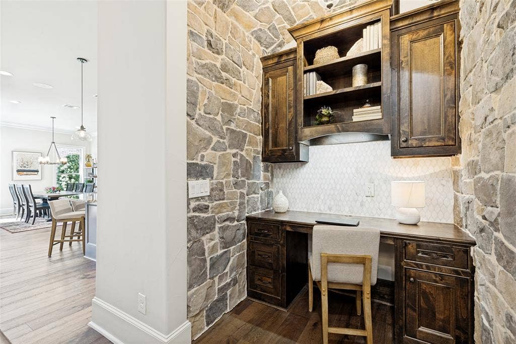 322 Devon Drive, Coppell, TX 75019 322 Devon Drive, Coppell, TX 75019