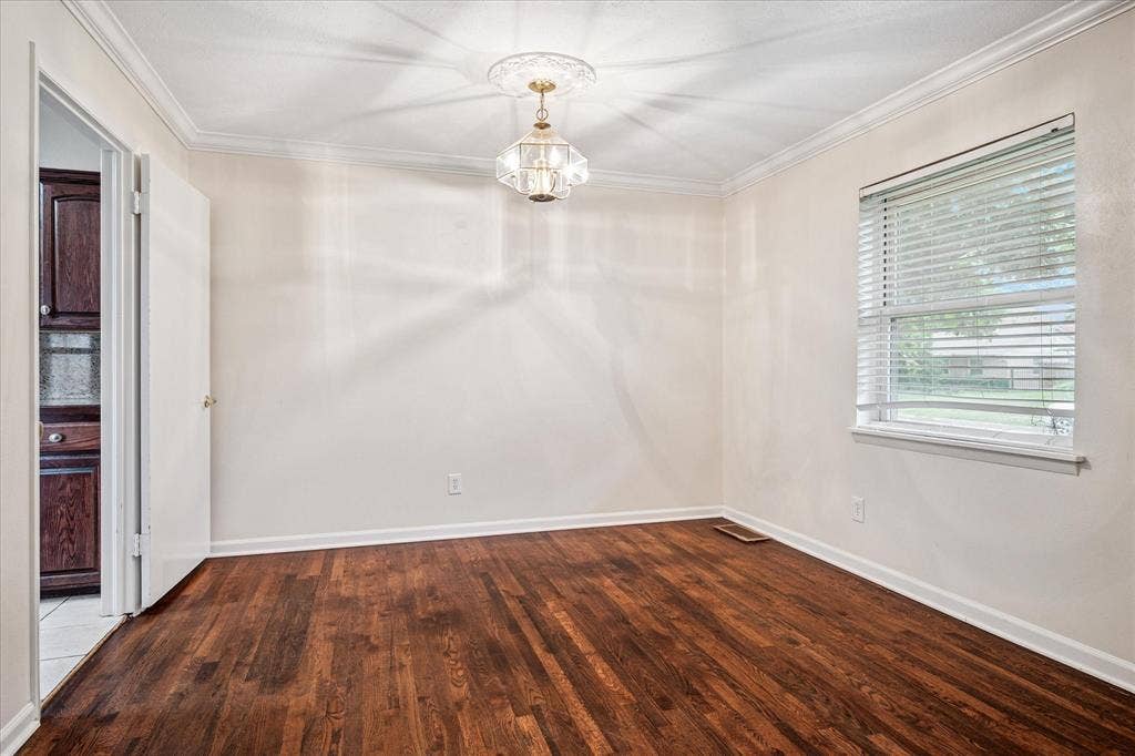 1725 Mapleton Drive, Dallas, TX 75228 1725 Mapleton Drive, Dallas, TX 75228