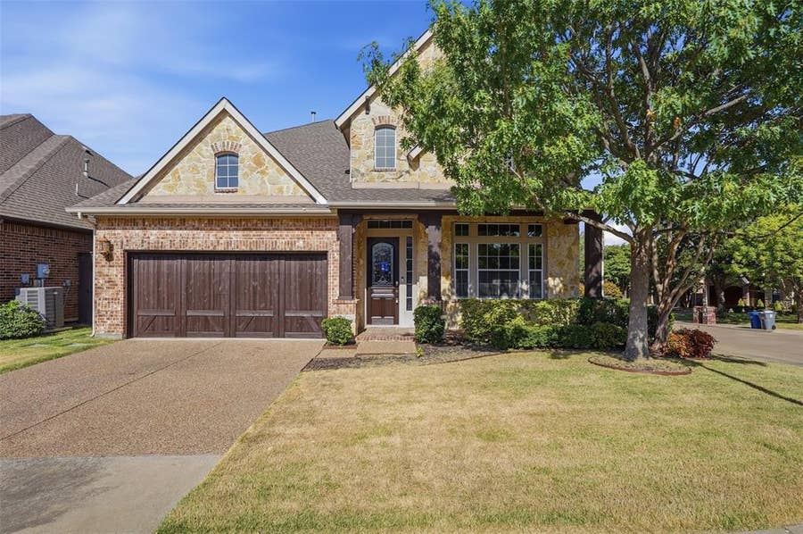 Property photo for 11327 Mounts Run Drive, Dallas, TX