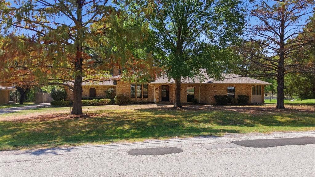 109 Clover Drive, Gun Barrel City, TX 75156 109 Clover Drive, Gun Barrel City, TX 75156