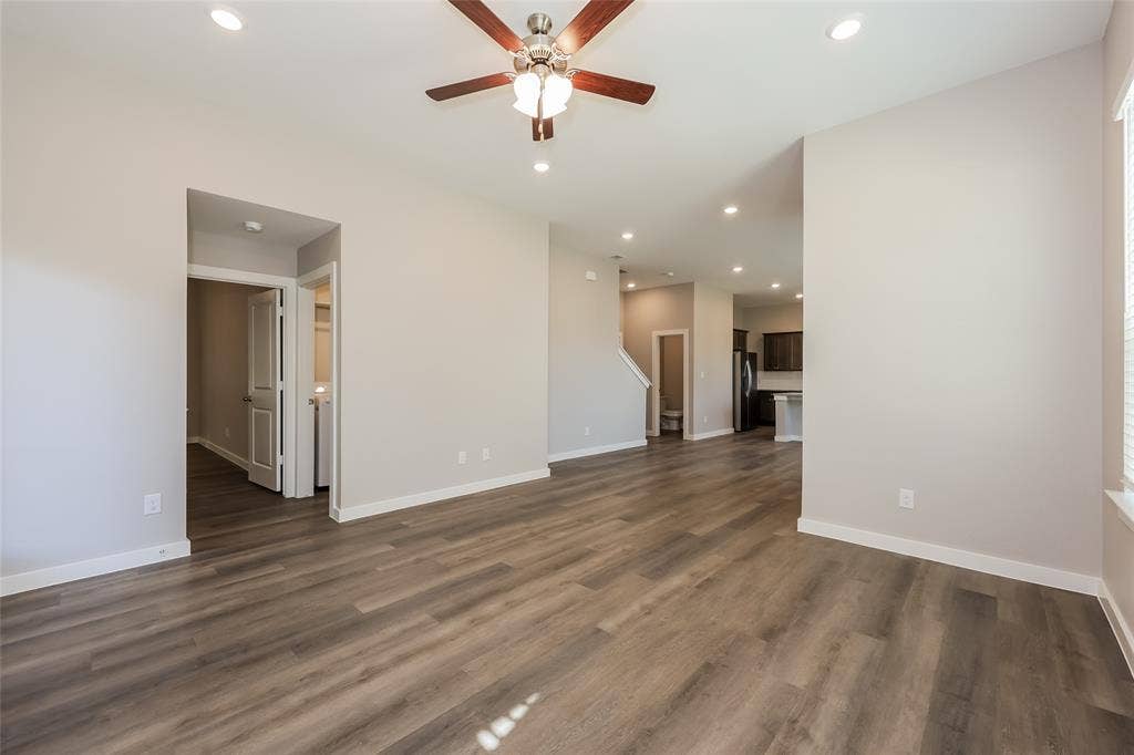 725 Painted Loon Drive, Arlington, TX 76005 725 Painted Loon Drive, Arlington, TX 76005