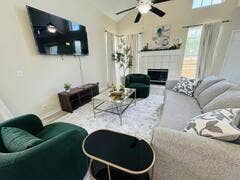 Property photo for 5615 Andalusia Way, Arlington, TX