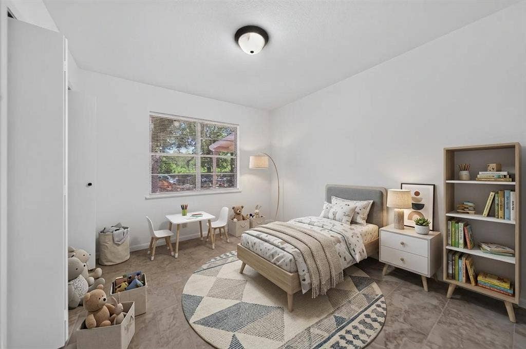 3041 Lakewood Drive, Tyler, TX 75702 Virtual Staged