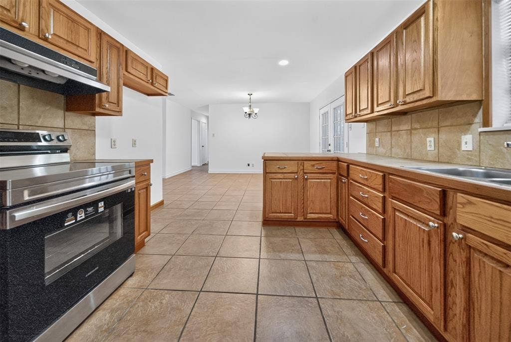 3041 Lakewood Drive, Tyler, TX 75702 3041 Lakewood Drive, Tyler, TX 75702