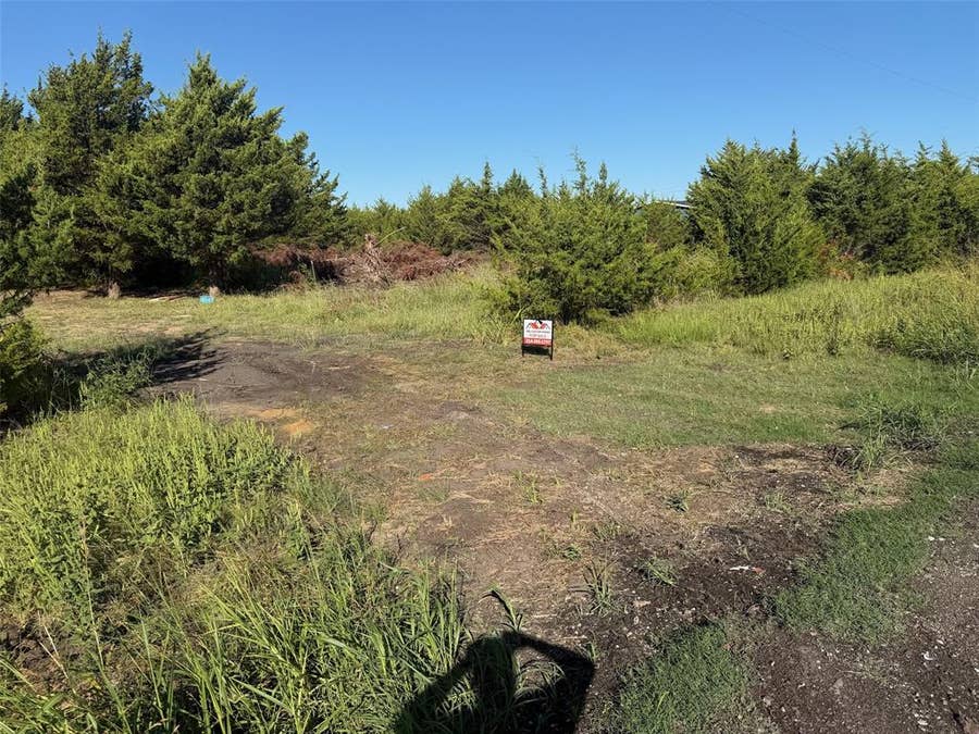 Property photo for 2641 Lemonade Lane, Farmersville, TX