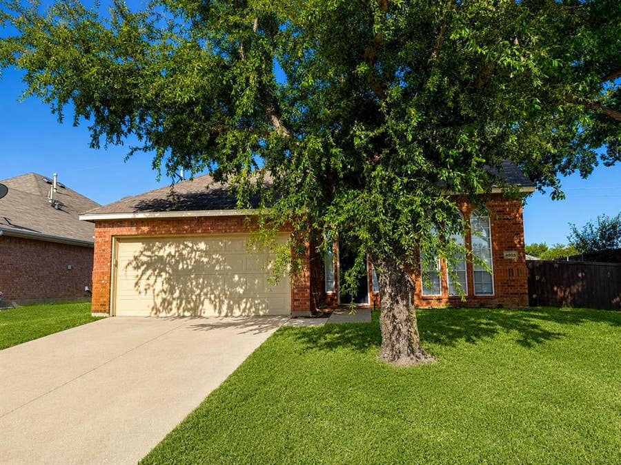 Property photo for 4633 Poppy Hills Drive, Frisco, TX