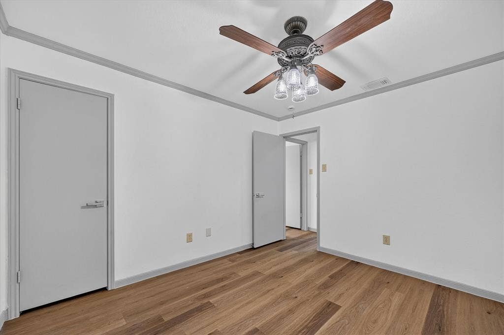 2516 Lawnview Drive, Carrollton, TX 75006