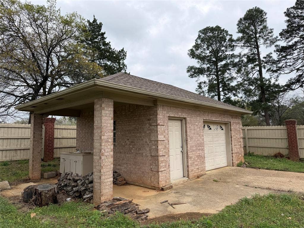 120 Burton Street, Longview, TX 75603 120 Burton Street, Longview, TX 75603