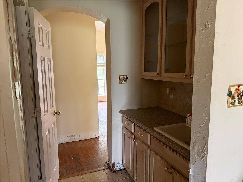 120 Burton Street, Longview, TX 75603 120 Burton Street, Longview, TX 75603