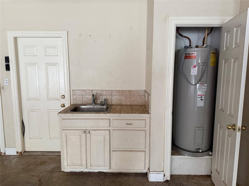 120 Burton Street, Longview, TX 75603 120 Burton Street, Longview, TX 75603