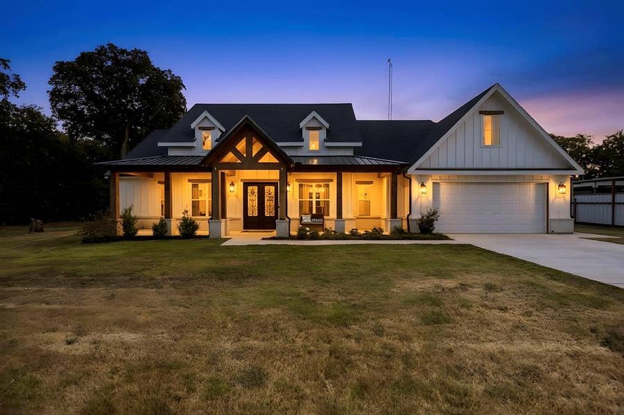 Property photo for 17803 County Road 381, Terrell, TX