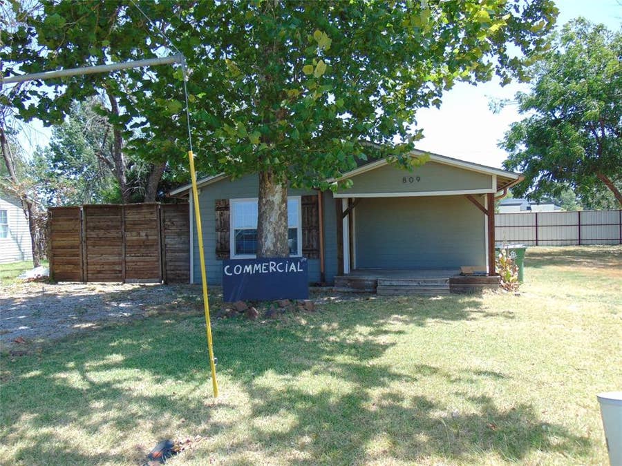 Property photo for 809 Chestnut, Aubrey, TX