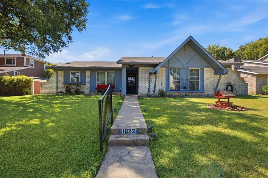Property photo for 1822 Caldwell Drive, Garland, TX