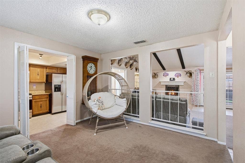 1822 Caldwell Drive, Garland, TX 75041 Office/Flex Room