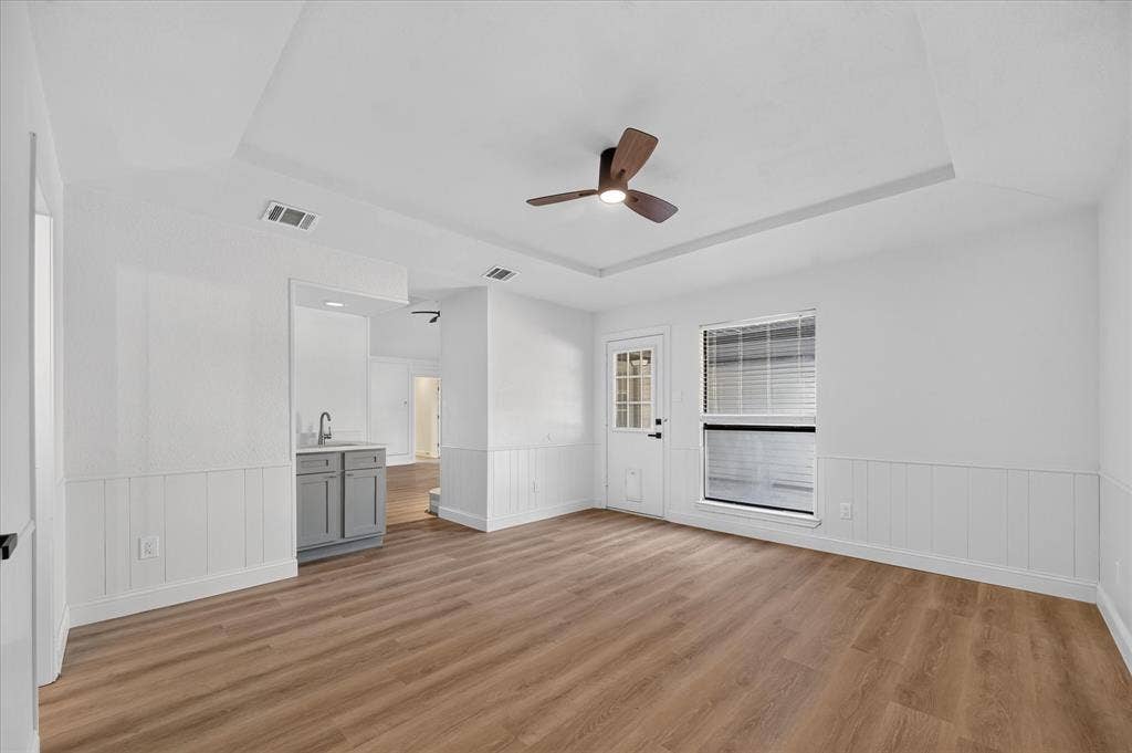 1528 Estrella Drive, Plano, TX 75074 Flexible living space / Game Room / Wet Bar