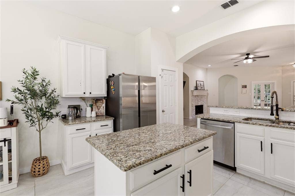 1132 Mount Olive Lane, Forney, TX 75126 1132 Mount Olive Lane, Forney, TX 75126