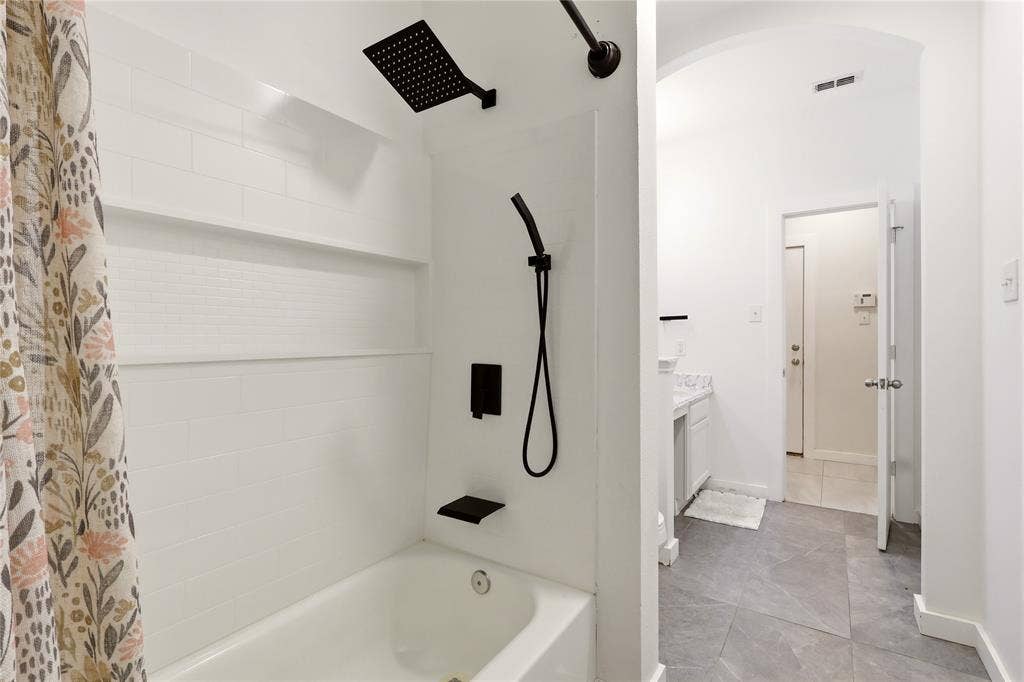 1132 Mount Olive Lane, Forney, TX 75126 1132 Mount Olive Lane, Forney, TX 75126