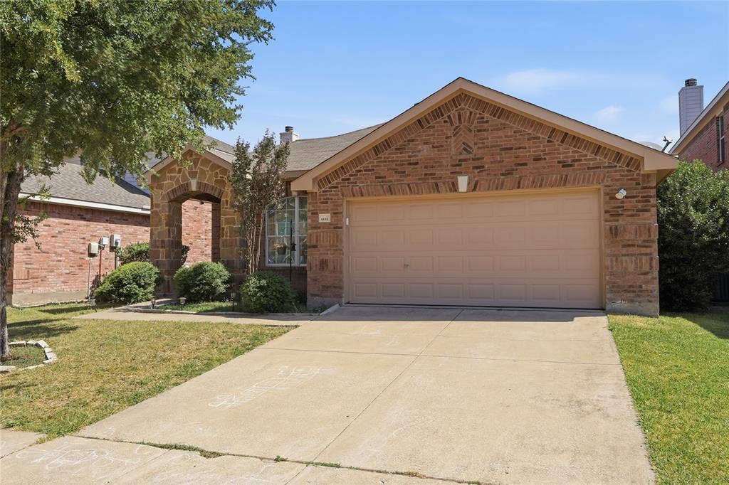 1132 Mount Olive Lane, Forney, TX 75126 1132 Mount Olive Lane, Forney, TX 75126