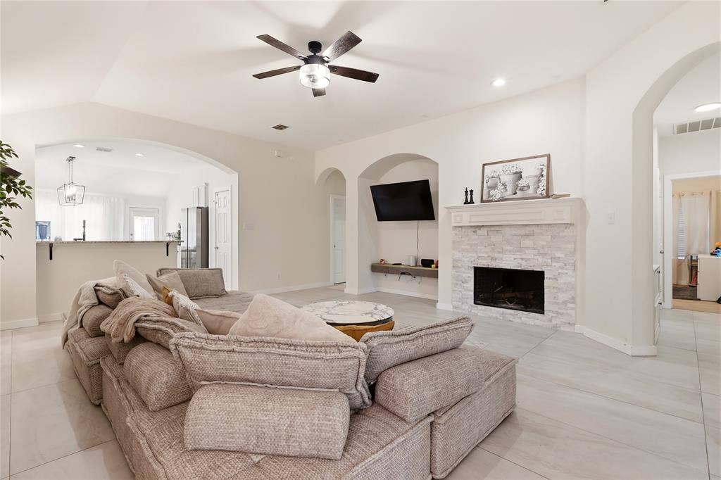 1132 Mount Olive Lane, Forney, TX 75126 1132 Mount Olive Lane, Forney, TX 75126