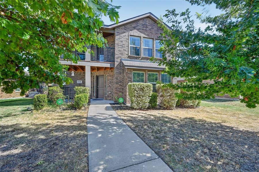 Property photo for 1518 Illinois Avenue, Lancaster, TX