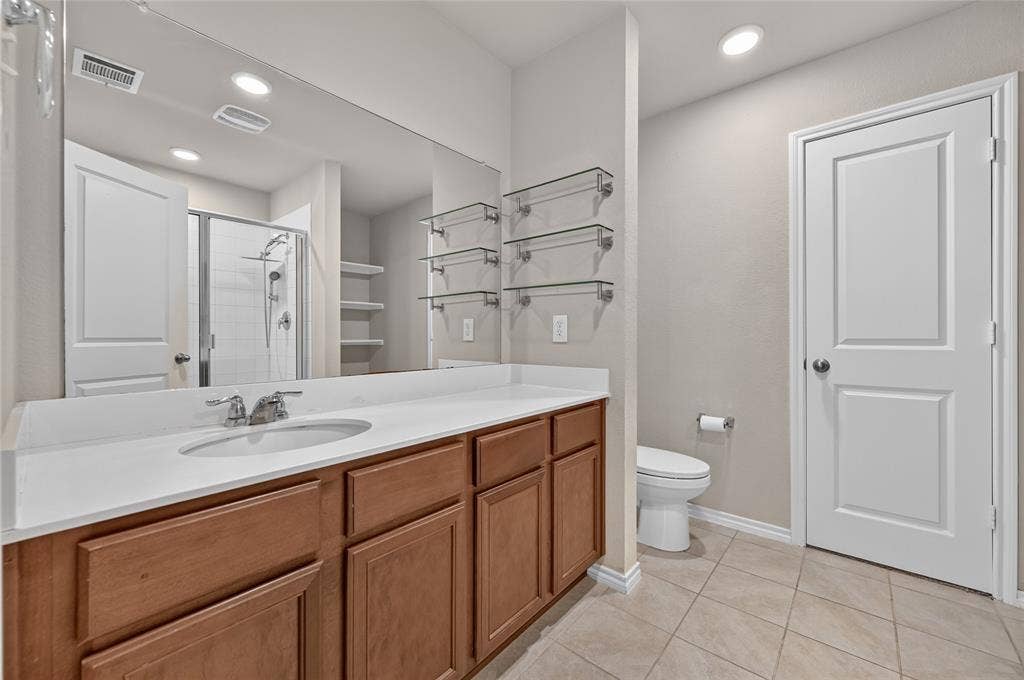 1518 Illinois Avenue, Lancaster, TX 75134 1518 Illinois Avenue, Lancaster, TX 75134