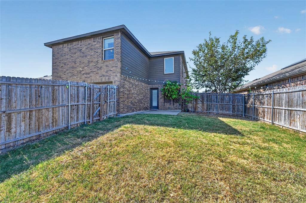 1518 Illinois Avenue, Lancaster, TX 75134 1518 Illinois Avenue, Lancaster, TX 75134