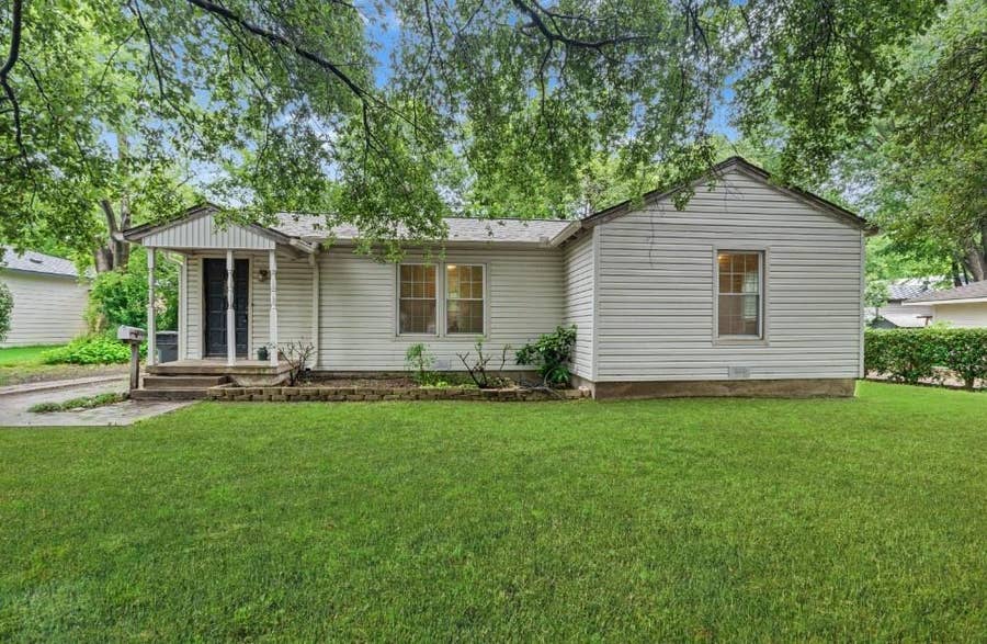 Property photo for 10814 Castolon Drive, Dallas, TX