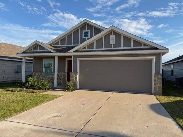 Property photo for 325 Carthage Drive, Princeton, TX