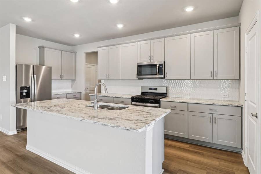 Property photo for 2122 Longchamp Lane, Seagoville, TX
