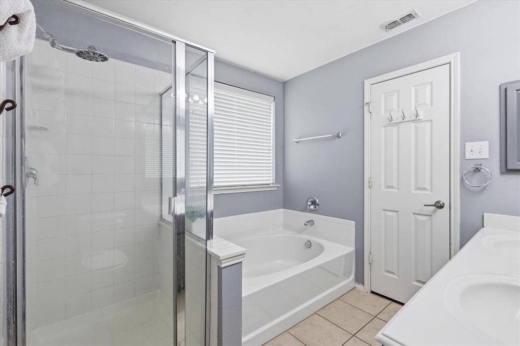 300 Highland Ridge Drive, Wylie, TX 75098 300 Highland Ridge Drive, Wylie, TX 75098