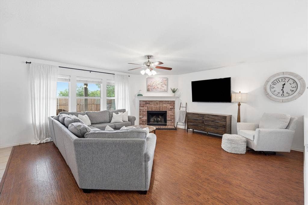 300 Highland Ridge Drive, Wylie, TX 75098 300 Highland Ridge Drive, Wylie, TX 75098